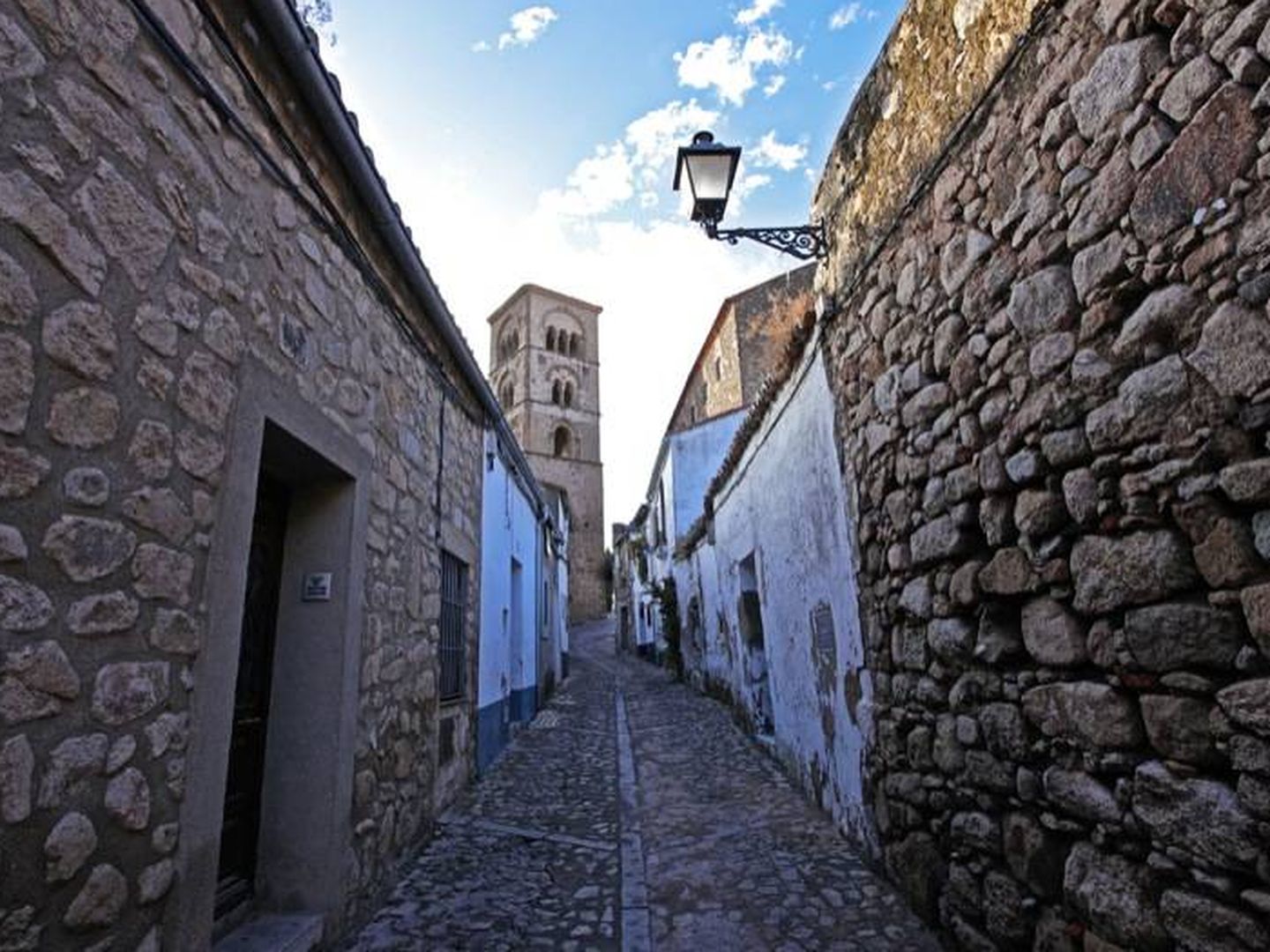 Piérdete por las calles de Trujillo. (Foto: Turismo de Extremadura)