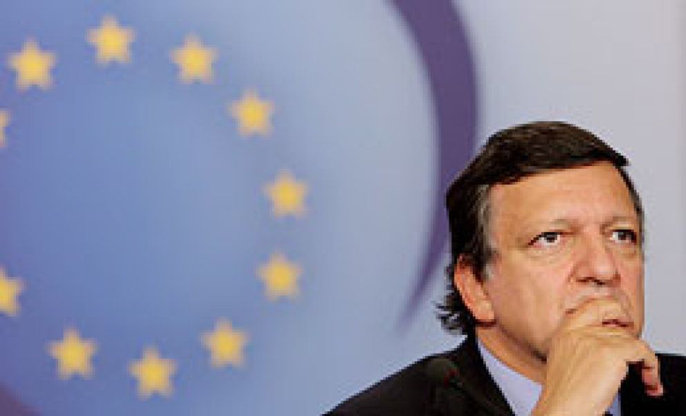 Foto: Barroso responde a Sarkozy y Berlusconi que está dispuesto a reformar Schengen