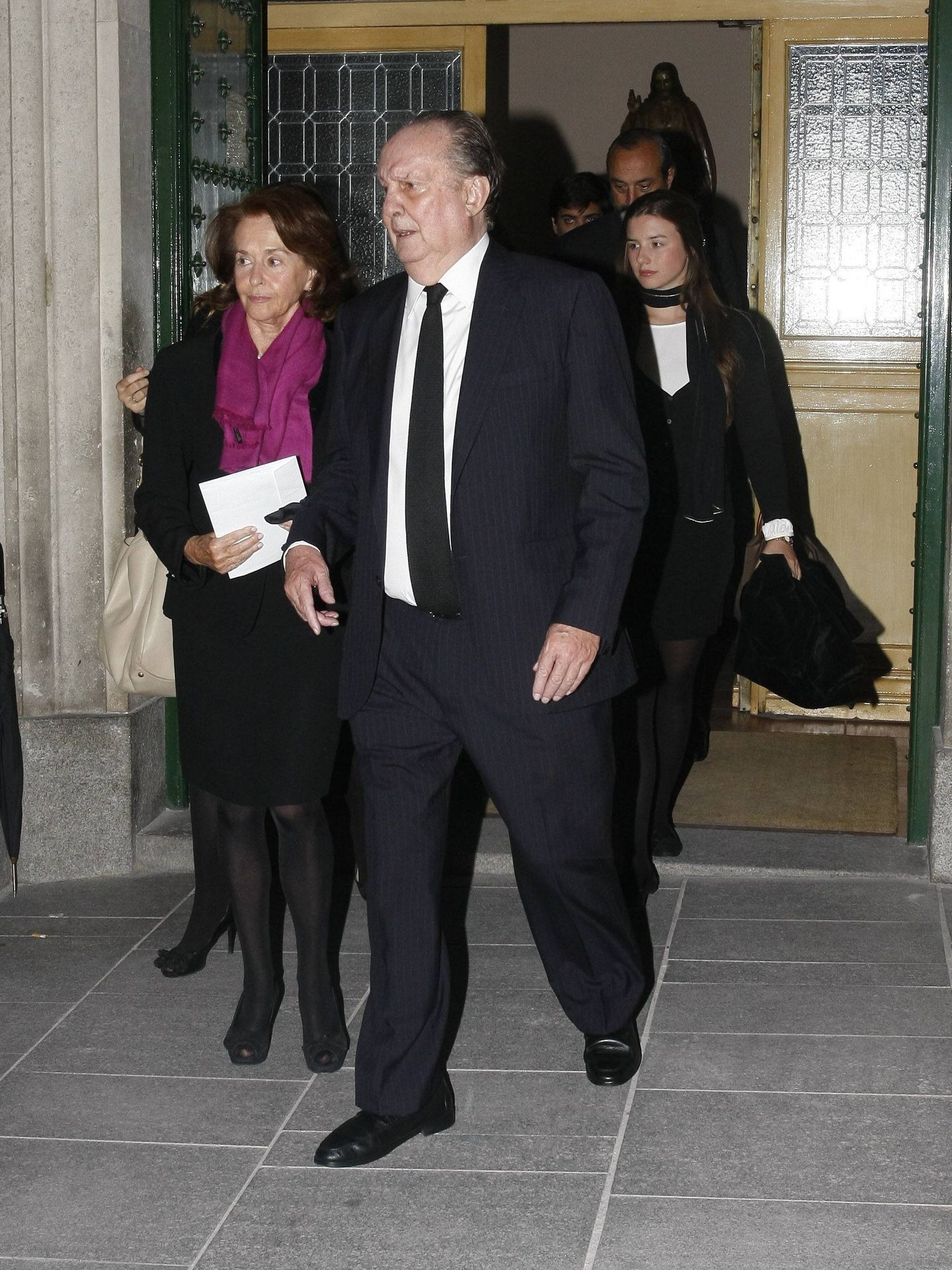 El fallecido duque del Infantado en el funeral de su hijo en 2012. (Cordon Press)