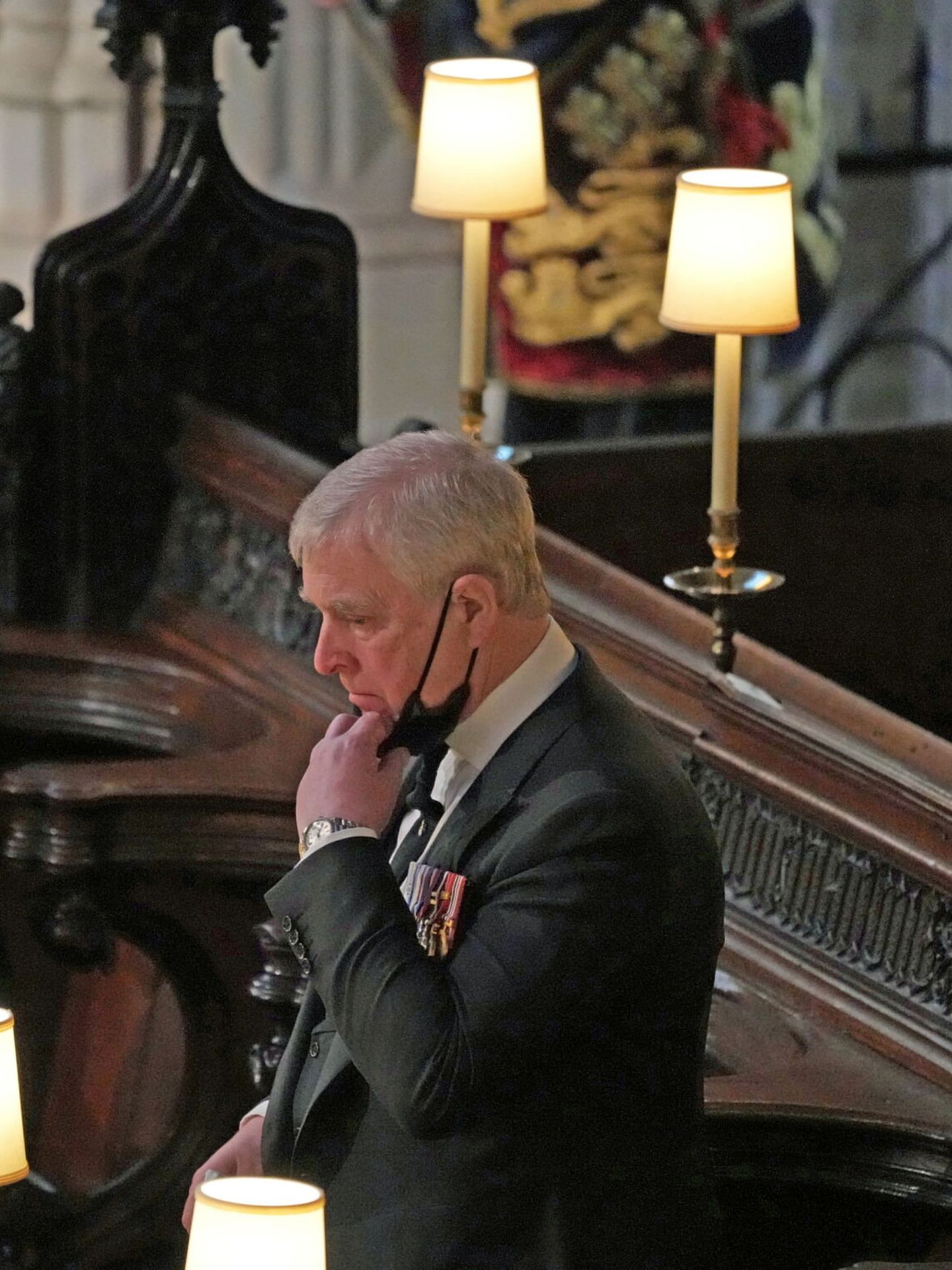 El príncipe Andrés, en el funeral del duque de Edimburgo. (Reuters/Pool/Yui Mok Pool)