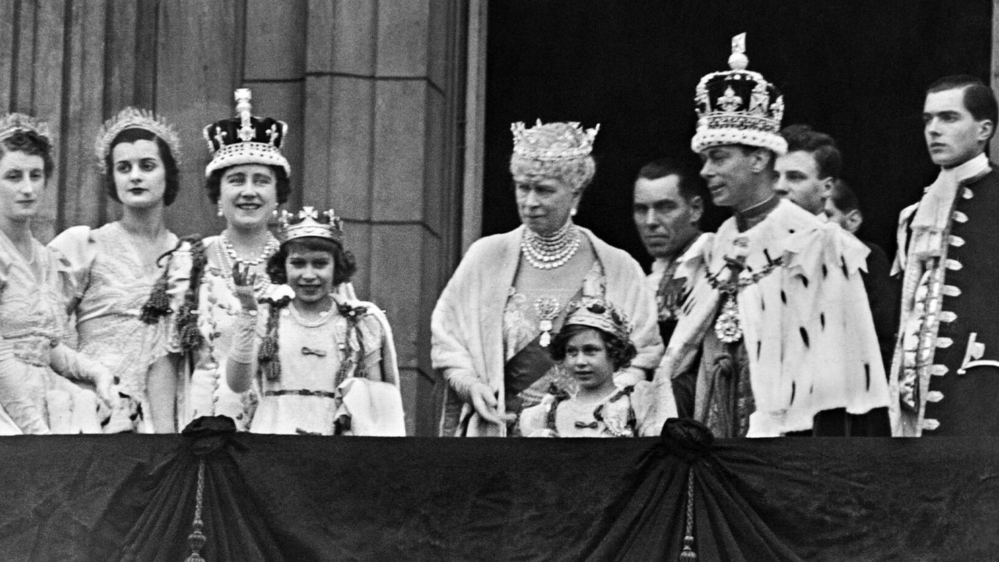 La reina Isabel II, durante la coronación del rey Jorge VI en mayo de 1937. (Getty)