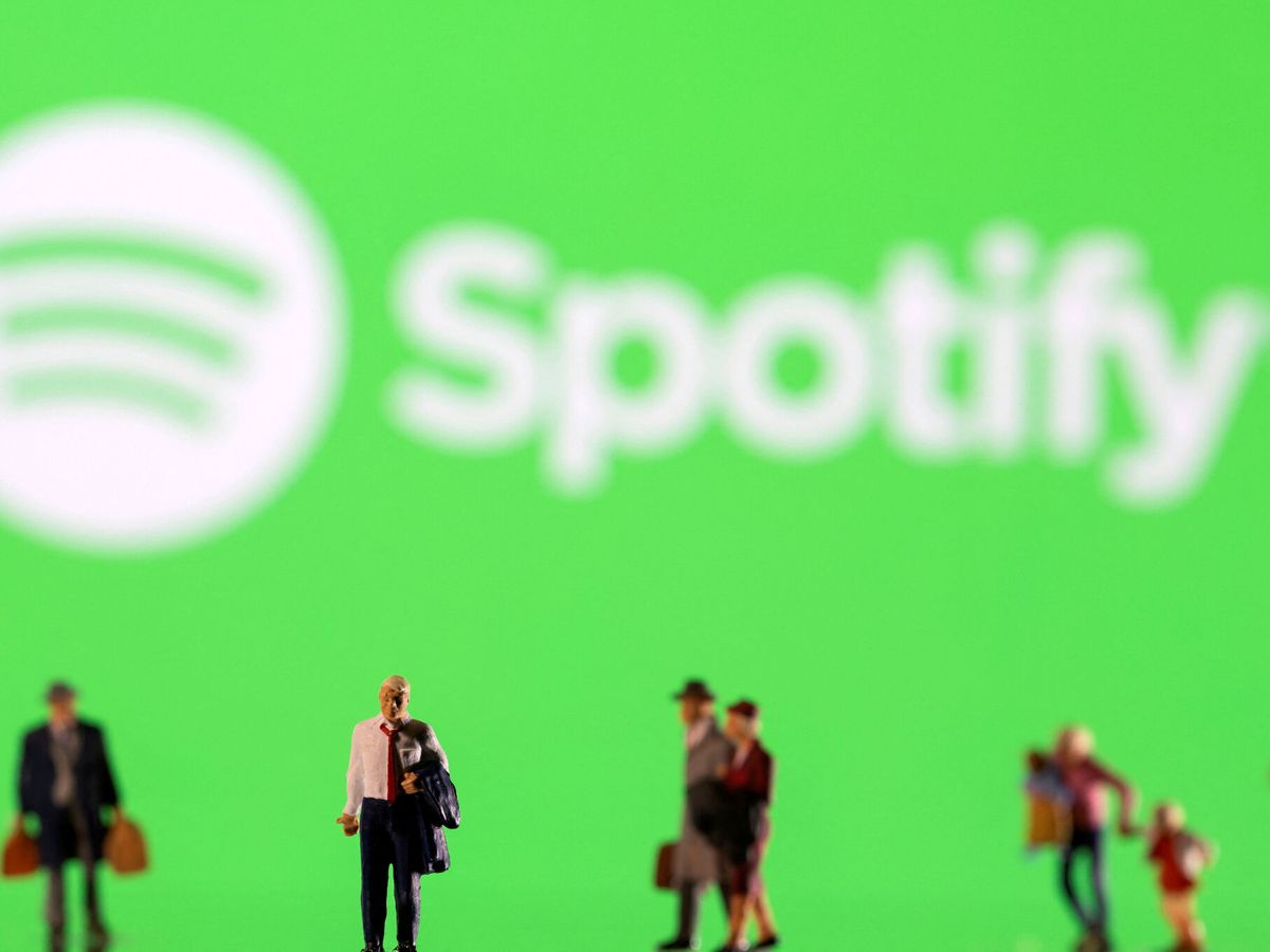 Foto: Spotify sube todos sus precios por sorpresa de 1 a 3 euros. Así quedan las tarifas (REUTERS/Dado Ruvic)