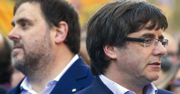 Foto:  Oriol Junqueras, junto a Carles Puigdemont. (EFE)