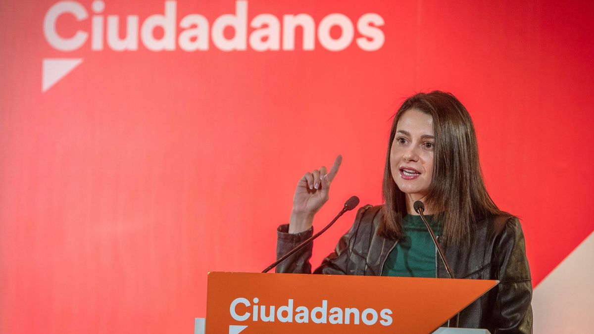 Arrimadas: "Andalucía no es del PSOE como Cataluña no es de los nacionalistas"