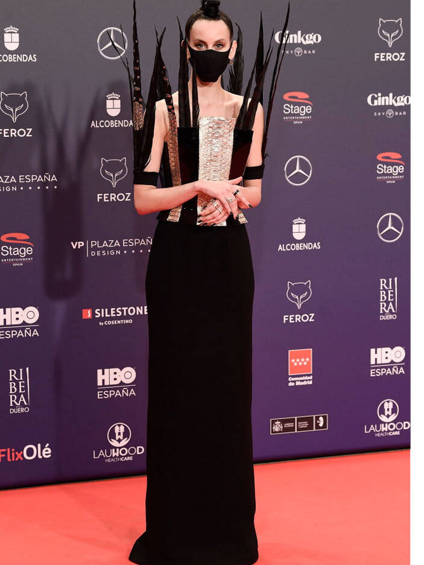 Milena Smit, vestida de Gaultier. (Getty/Carlos Álvarez)