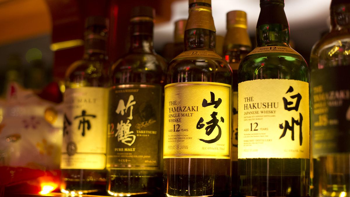 Ni americano ni escocés: el whisky de moda es el japonés