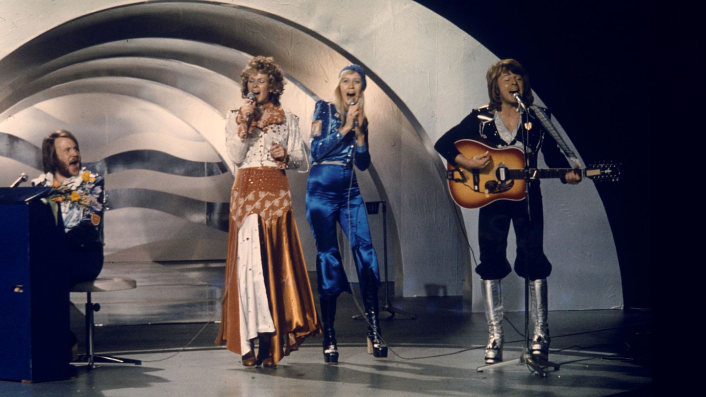 El grupo ABBA durante su actuación. (REUTERS/ Olle Lindeborg)