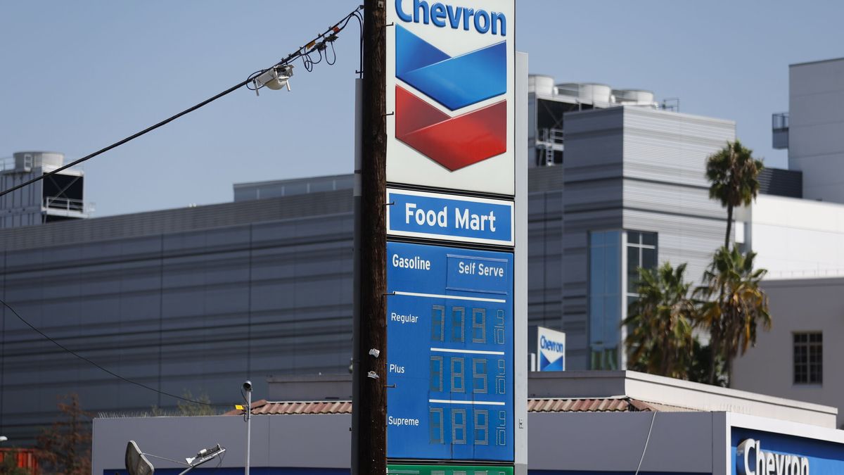 Chevron ejecuta la última 'megafusión' en Wall Street y pagará más de 50.000 M por Hess