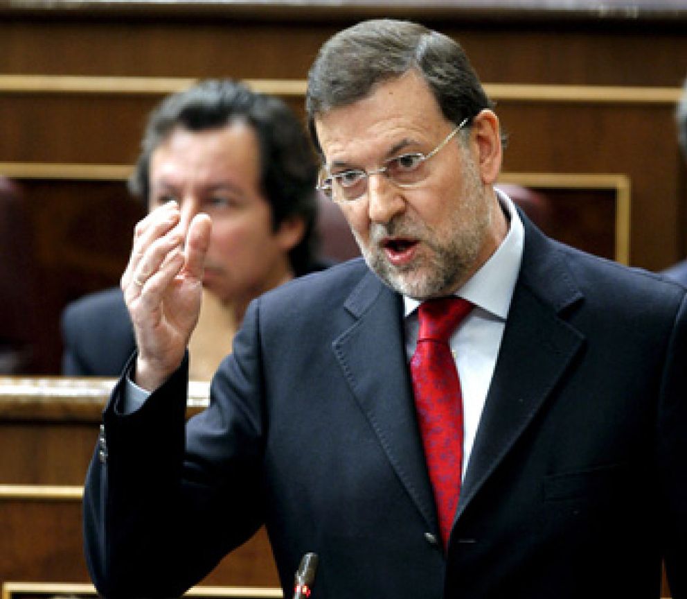 Foto: Rajoy acusa a Zapatero de ser el "avalista" de las cacerías de Bermejo