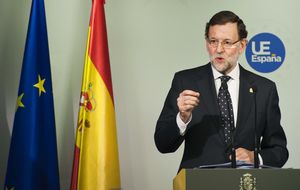 La crisis y el desafío catalán vuelven a protagonizar el balance de Rajoy