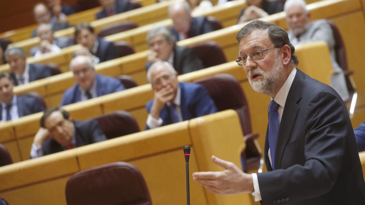 Rajoy negocia con los barones del PSOE ante los Presupuestos de 2018 pese a Sánchez