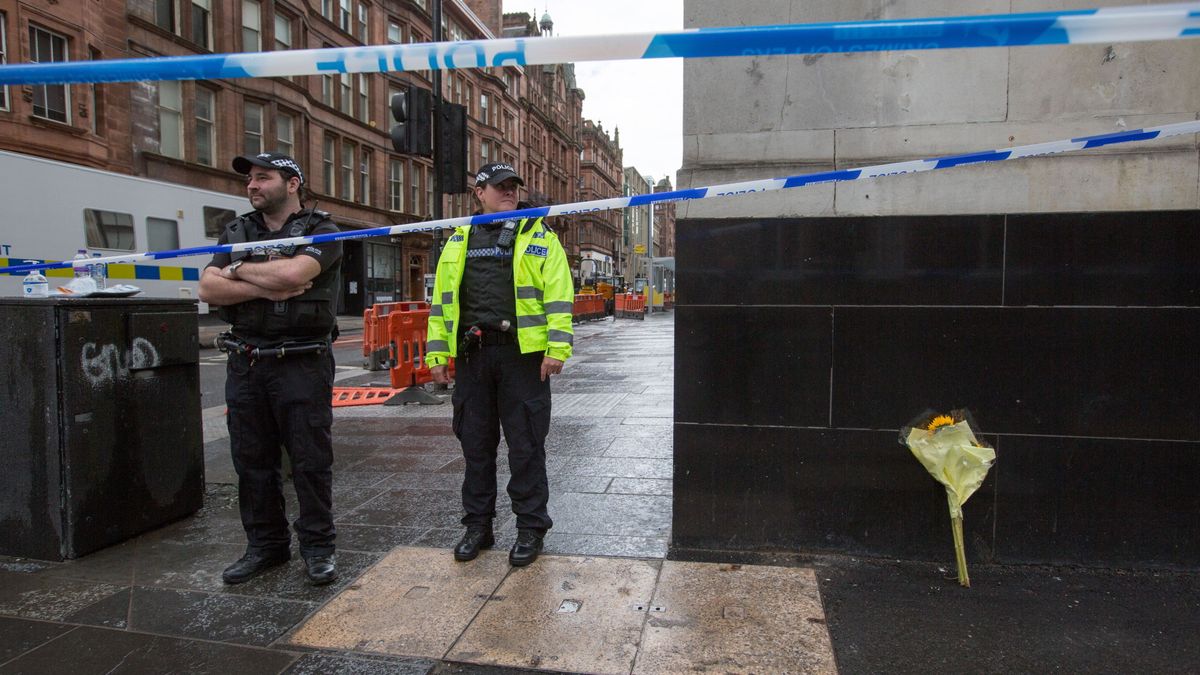 Un hombre apuñala a otro en Glasgow pero la Policía descarta motivación terrorista