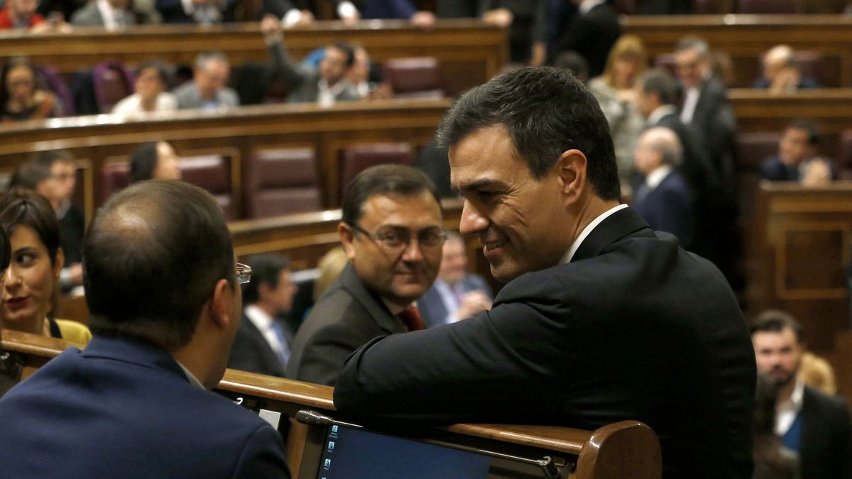 La cesión de senadores a los independentistas vuelve a incendiar al PSOE contra Sánchez