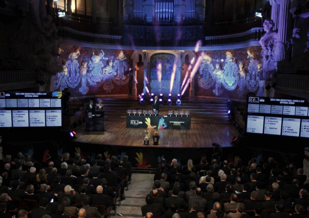 Foto: El sorteo del Mundial tuvo lugar en el Palau de la Música de Barcelona (Efe).