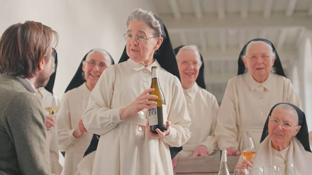 La campaña de unas monjas holandesas en internet para vender más de 60.000 botellas de vino