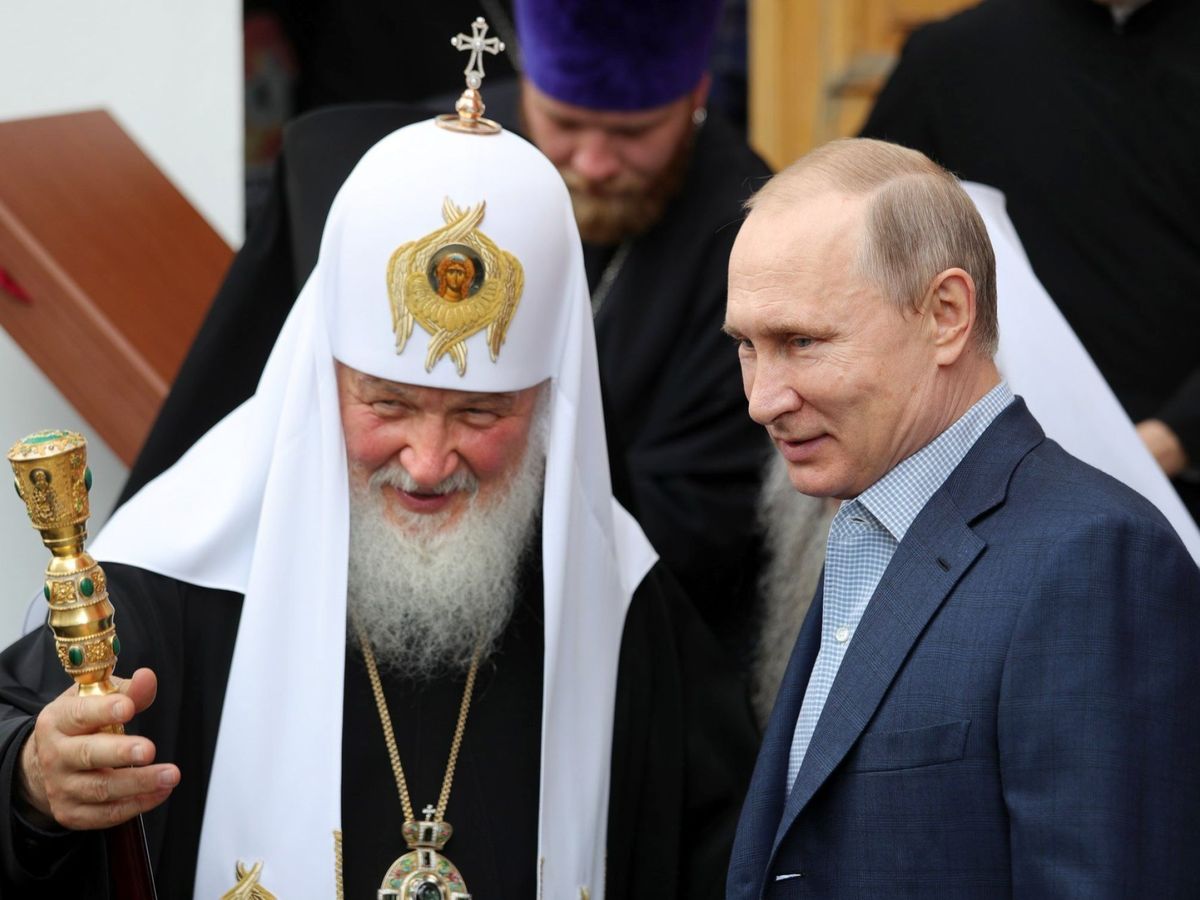 Foto: El presidente ruso, Vladímir Putin, y el patriarca Cirilo I de Moscú, en 2017. (EFE/Michael Klimentyev) 