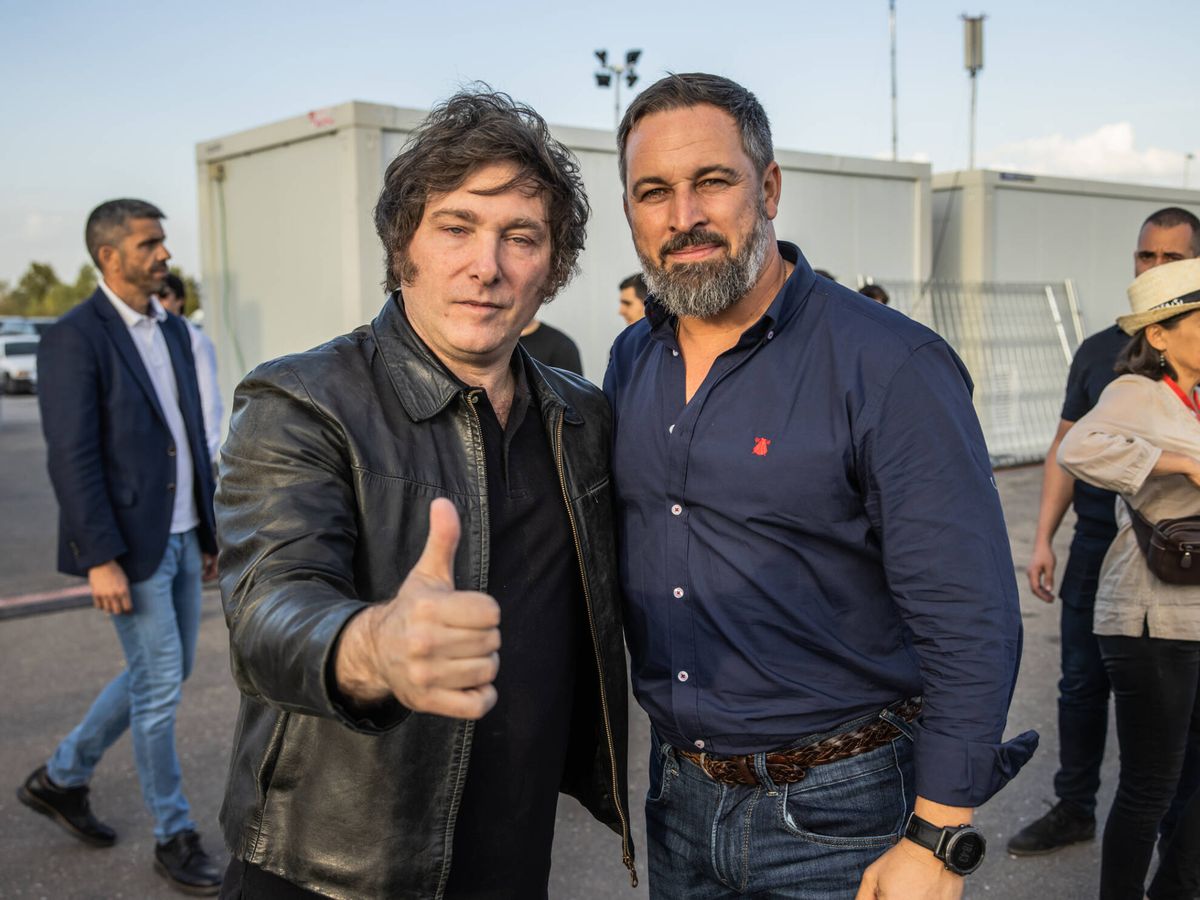 Foto: Javier Milei y Santiago Abascal en una imagen de octubre de 2022. (Vox)