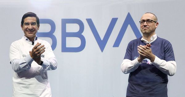 Foto: Carlos Torres, presidente de BBVA, y Onur Genç, consejero delegado. (BBVA)