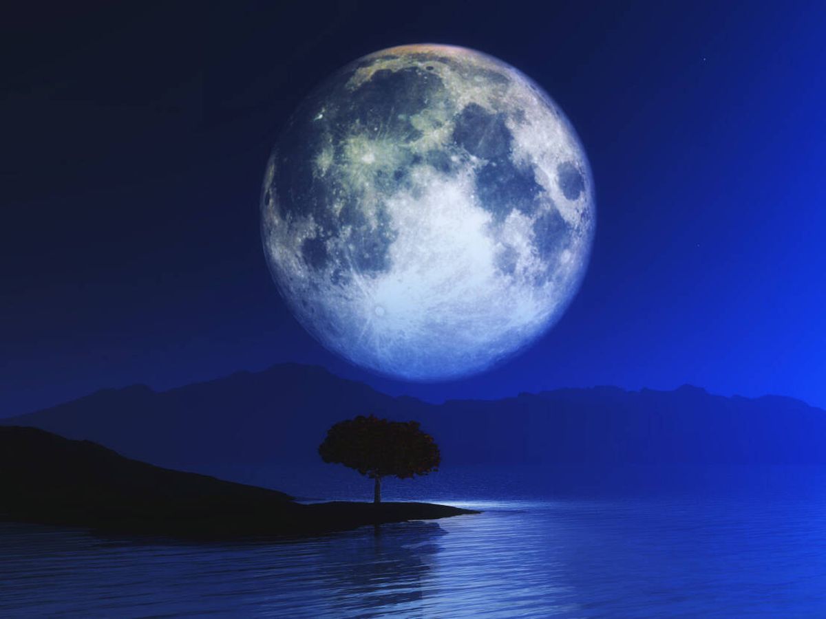 Foto: Superluna azul: cuándo, cómo y dónde ver la última luna llena de agosto 2023. (kjpargeter para Freepik)
