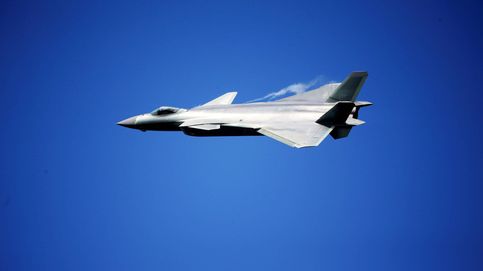 'Poderoso Dragón' J-20, el nuevo caza furtivo chino que reta a EEUU y Rusia