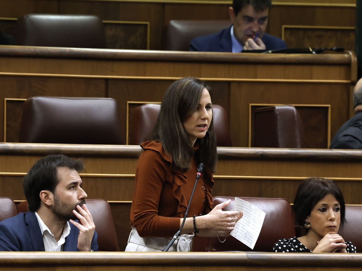 Foto: Ione Belarra, en el Congreso, durante la sesión de control. (EFE/J. J. Guillén)