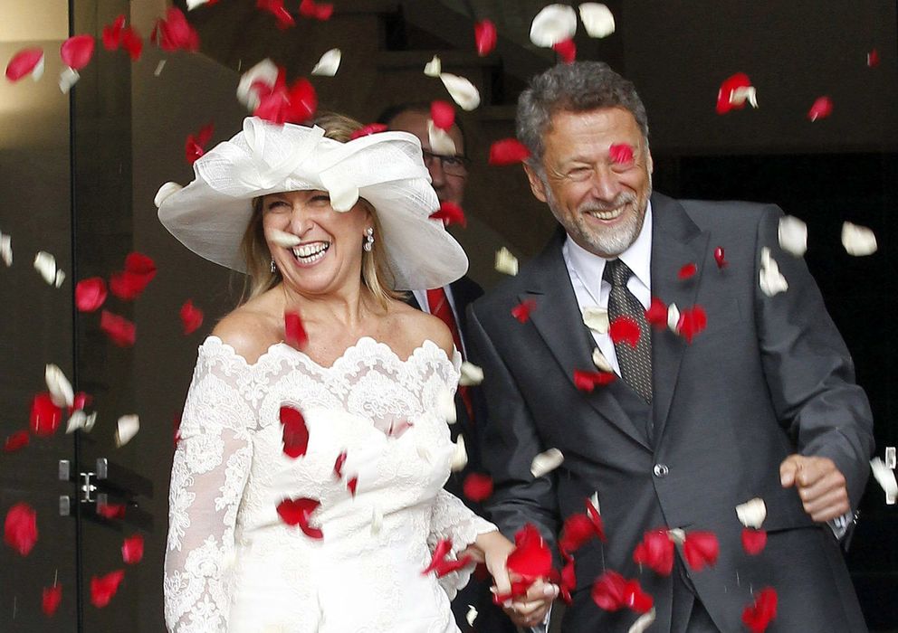 Foto: Trinidad Jiménez se casa con el cámara de TVE Miguel Ángel de la Fuente (EFE)