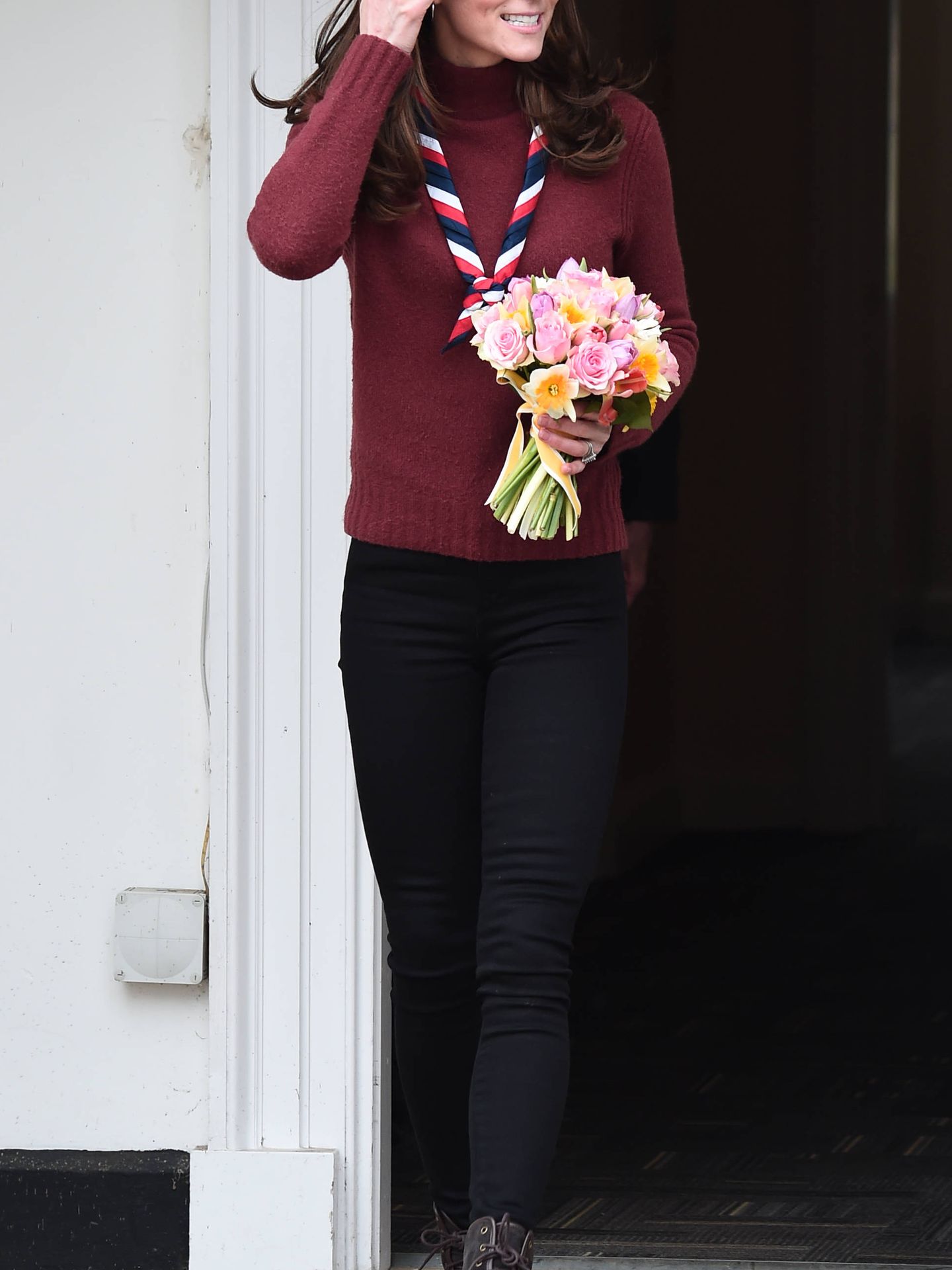 Kate con botas de cordones y jersey de punto. (Getty)