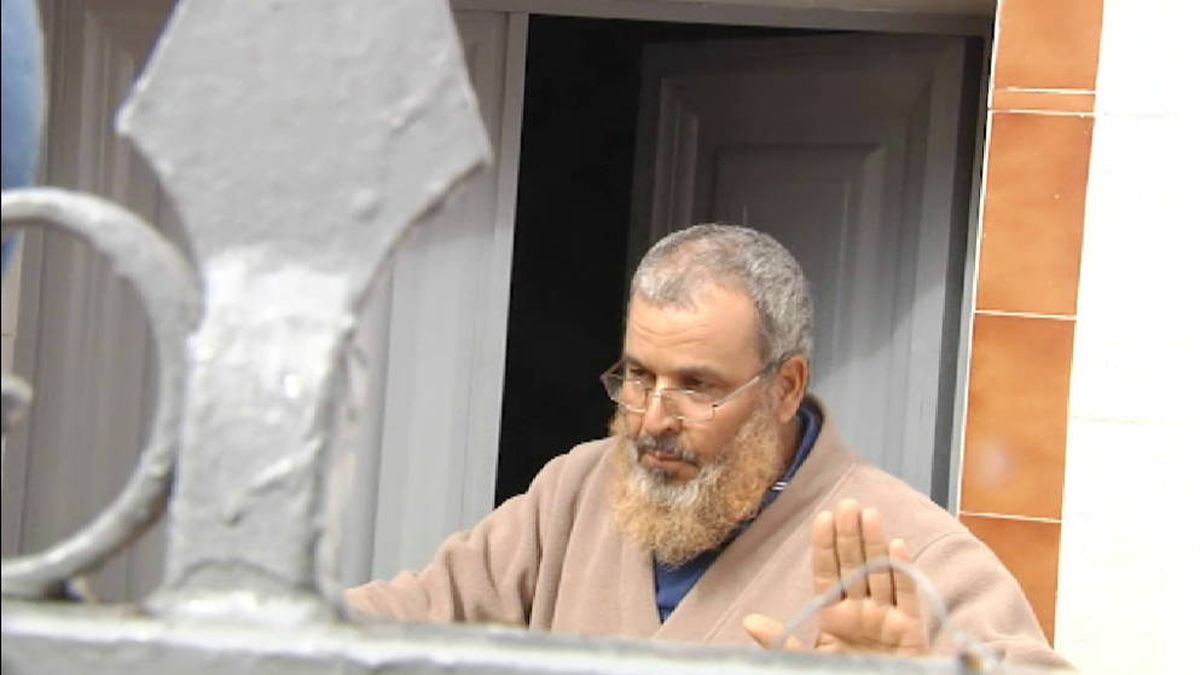 El padre imán del yihadista de Sevilla: rastrean su mezquita por apoyar el salafismo