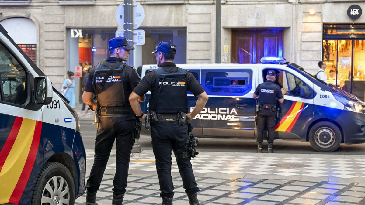 Muere un hombre de 40 años tras ser apuñalado en una calle de Granada