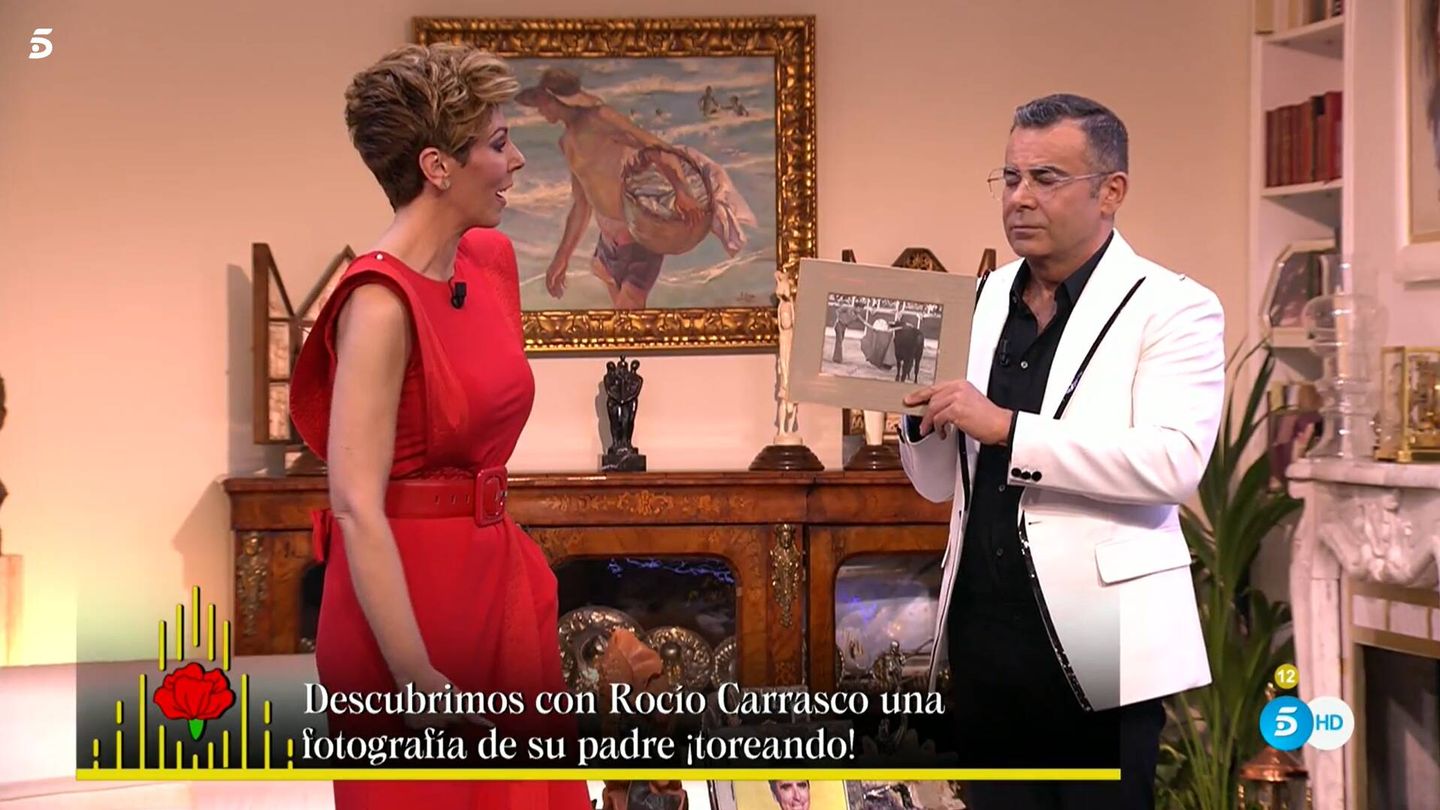 Rocío Carrasco y Jorge Javier Vázquez, en 'Montealto'. (Mediaset)