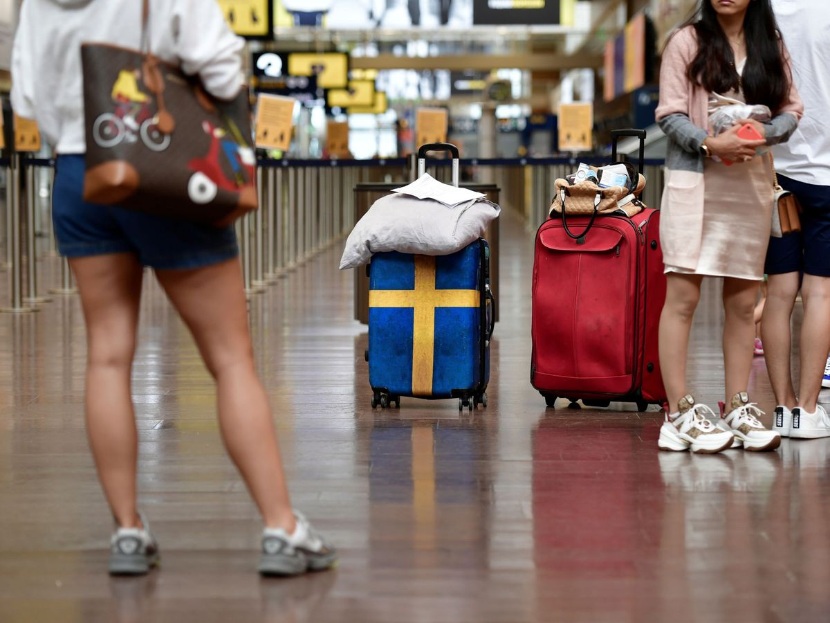 Foto: Pasajeros en el aeropuerto de Estocolmo. (Reuters)