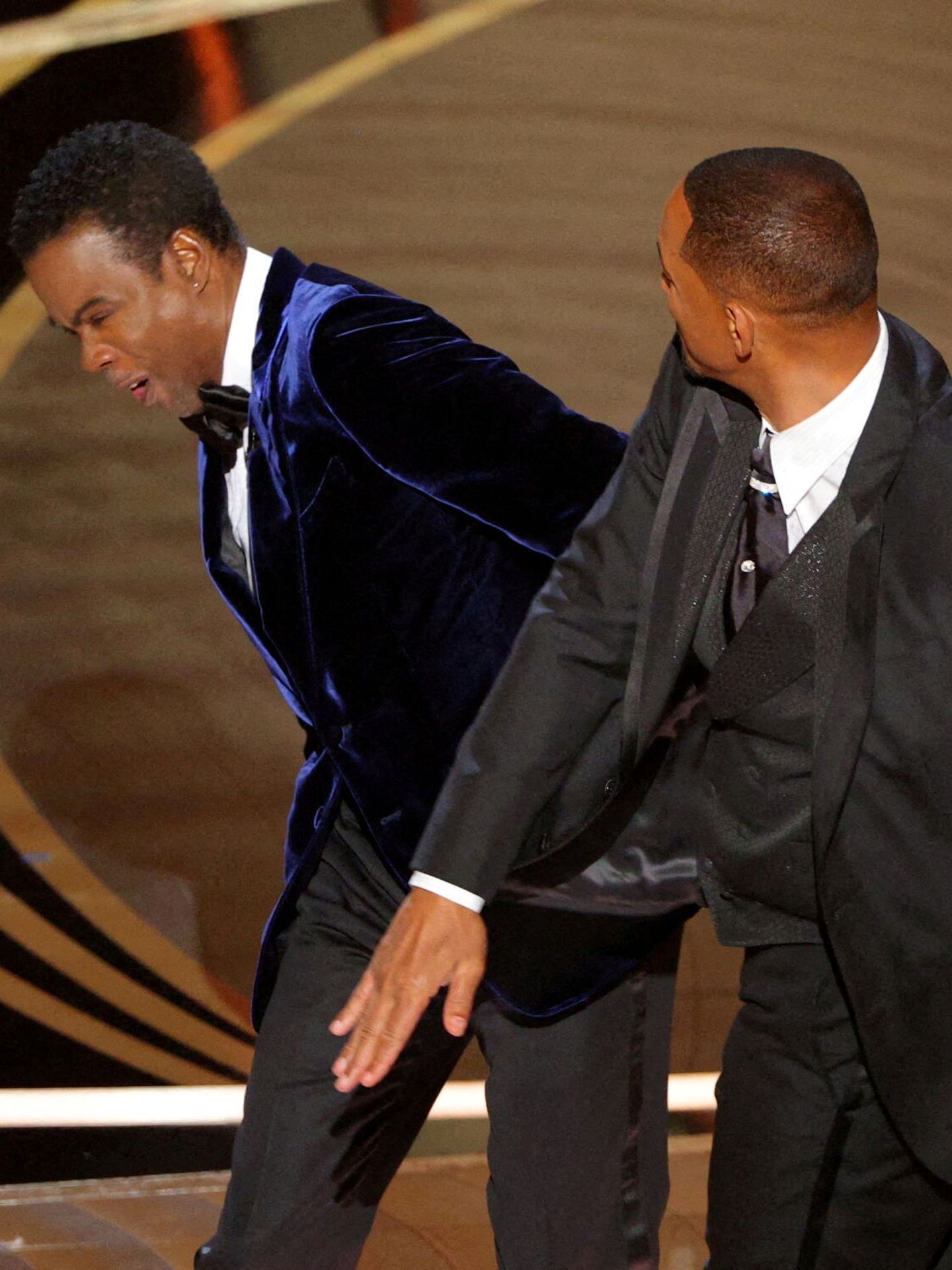 Will Smith le da una bofetada a Chris Rock en los Oscar. (Reuters/Snyder)