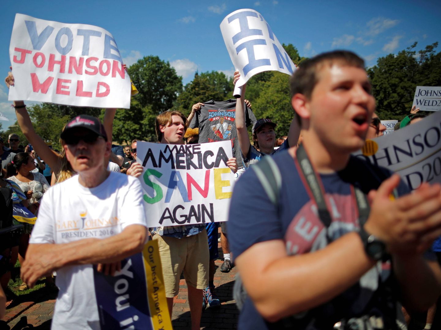 Simpatizantes del candidato libertario Gary Johnson, durante un acto de campaña en Boston, Massachusetts, el 27 de agosto de 2016. (Reuters)