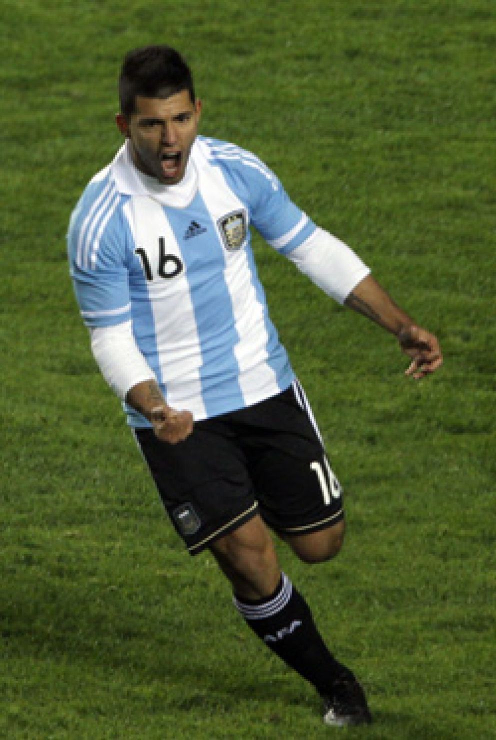 Foto: Agüero salva a Argentina del primer fracaso materializando el empate frente a Bolivia