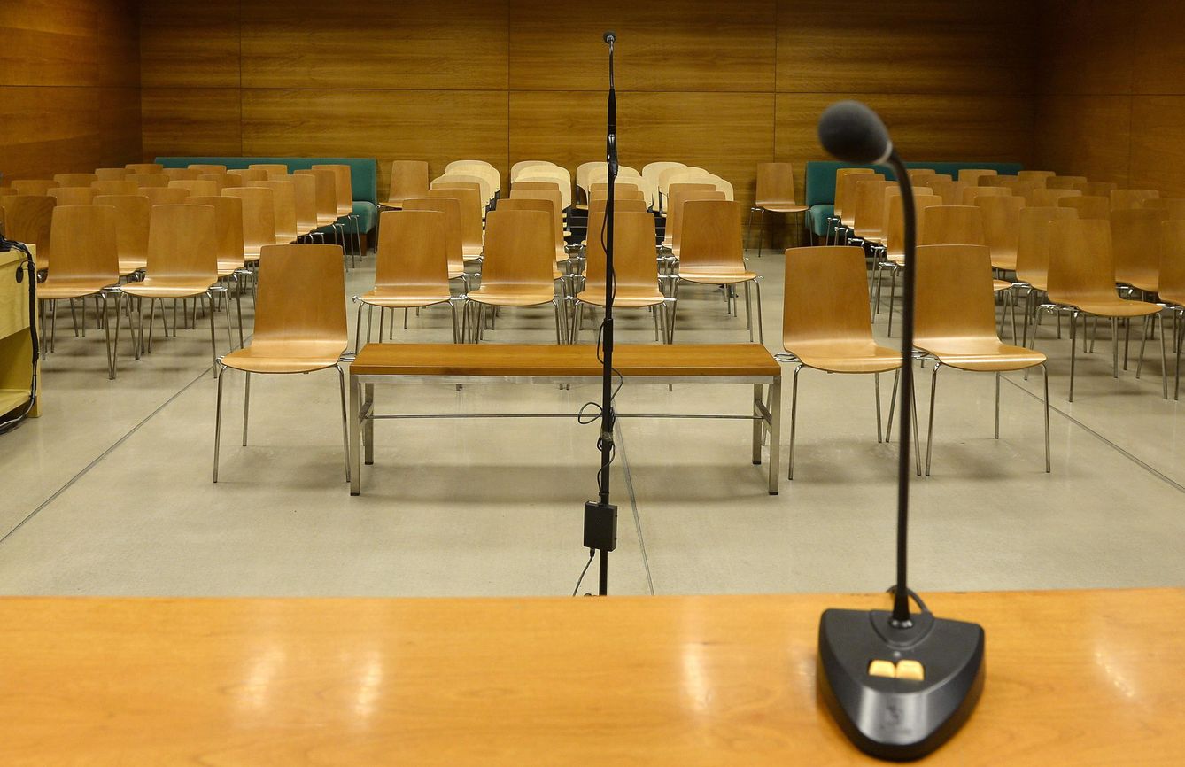 Vista de la sala en la que se celebrará el juicio al alcalde de Valladolid. (Efe)
