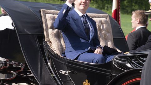 Nervios y complicidad con la reina: el debut de Christian de Dinamarca en un acto oficial
