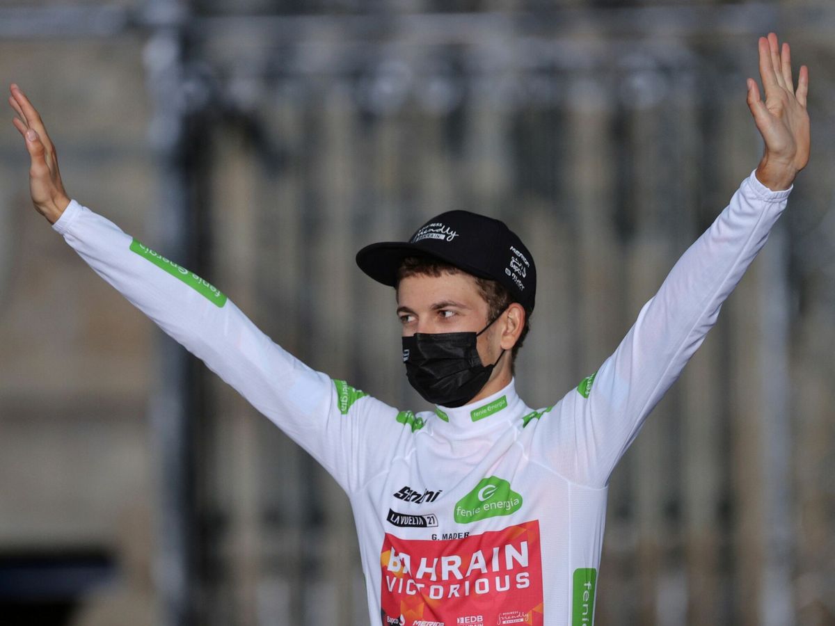 Foto: Gino Mader fue el mejor ciclista joven en La Vuelta 2021. (EFE/Manuel Bruque)