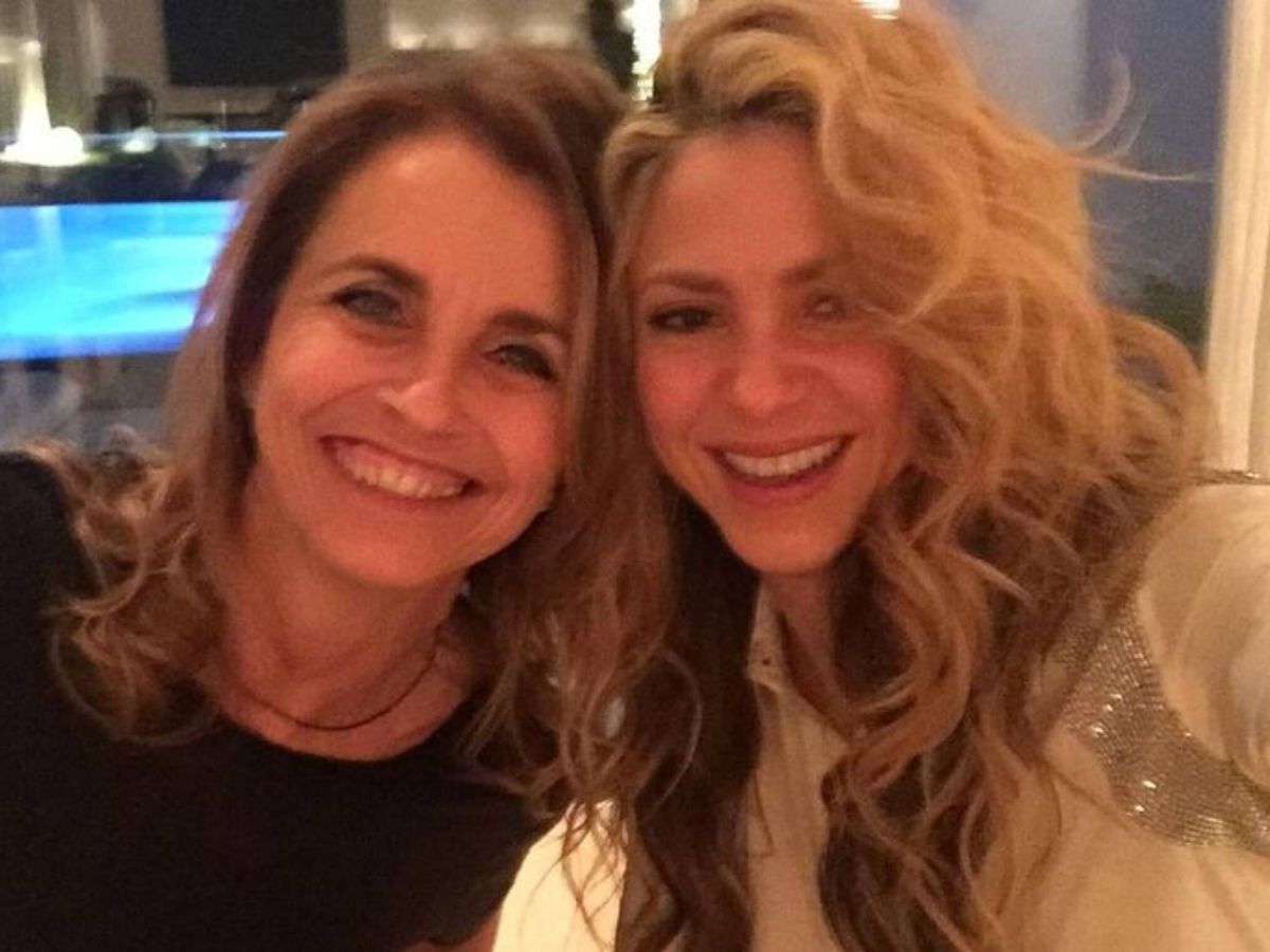 Foto: Shakira posa en sus redes sociales junto a su exsuegra, la madre de Gerard Piqué. (Instagram/@shakira)