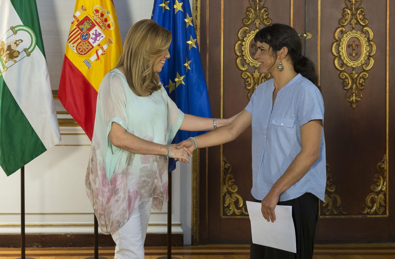 Susana Díaz recibe a Teresa Rodríguez. (EFE)