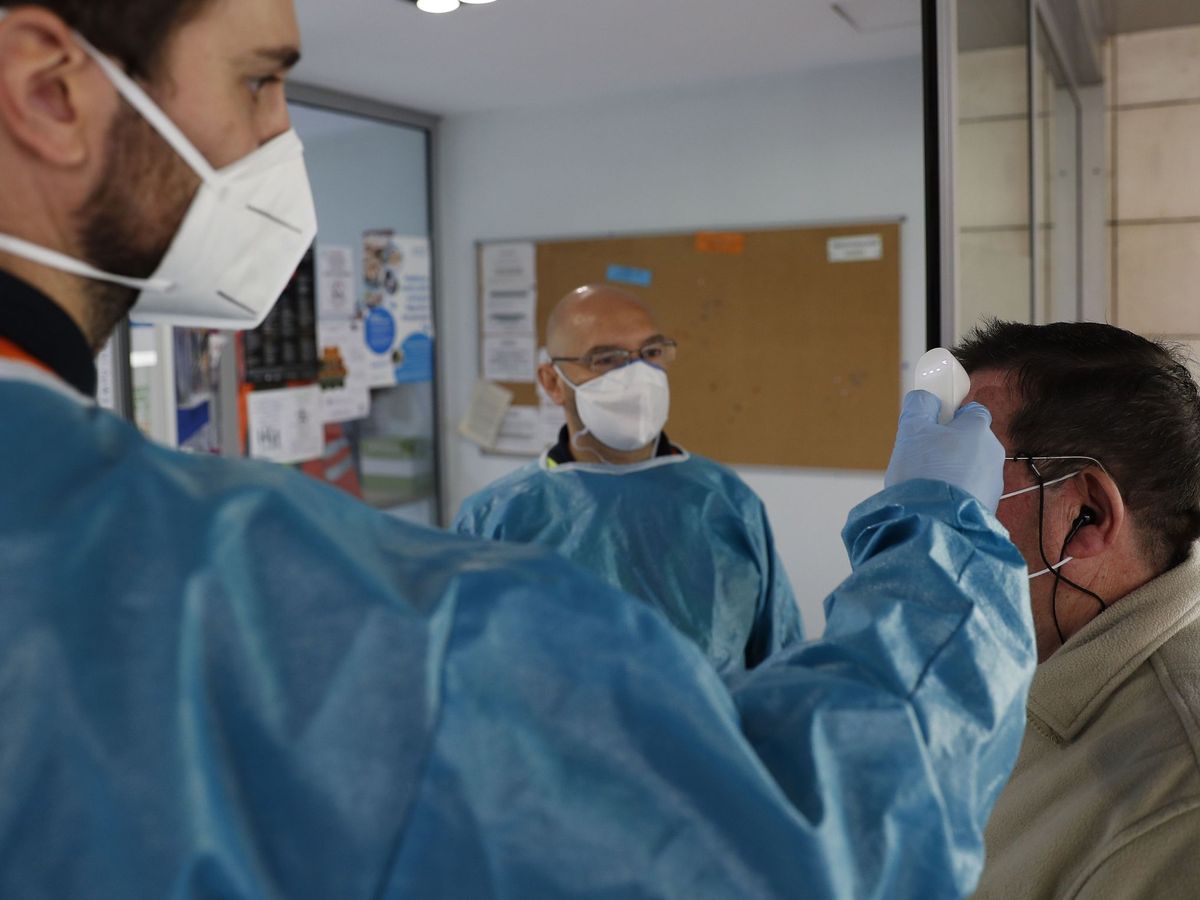 Embutido Ambicioso ventaja Las enfermeros piden no utilizar mascarillas higiénicas en los centros  sanitarios