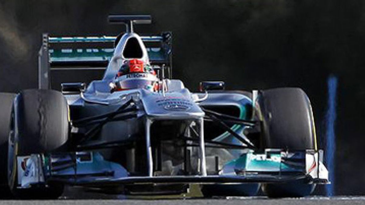 Schumacher reivindica a Mercedes en Jerez con el mejor tiempo