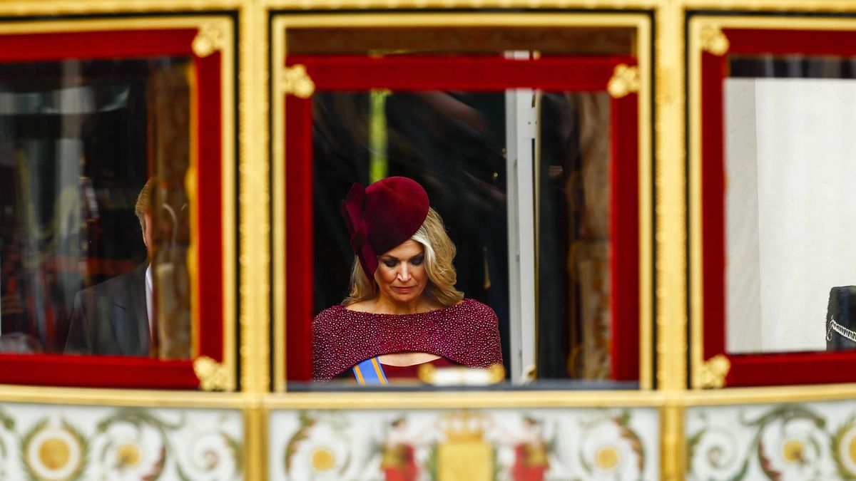 Máxima de Holanda reversiona el vestido capa de su 'coronación' en el Prinsjesdag