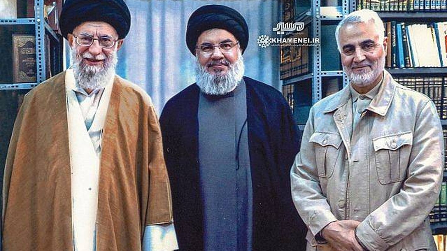 Qassem Soleimani junto al Ayatolá Jamenei.