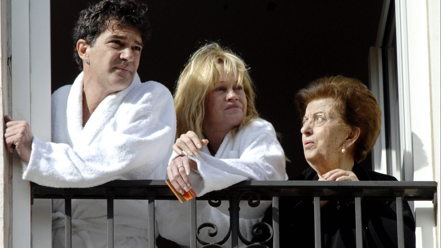 Banderas, Melanie Griffith y doña Ana en 2008. (Gtres)