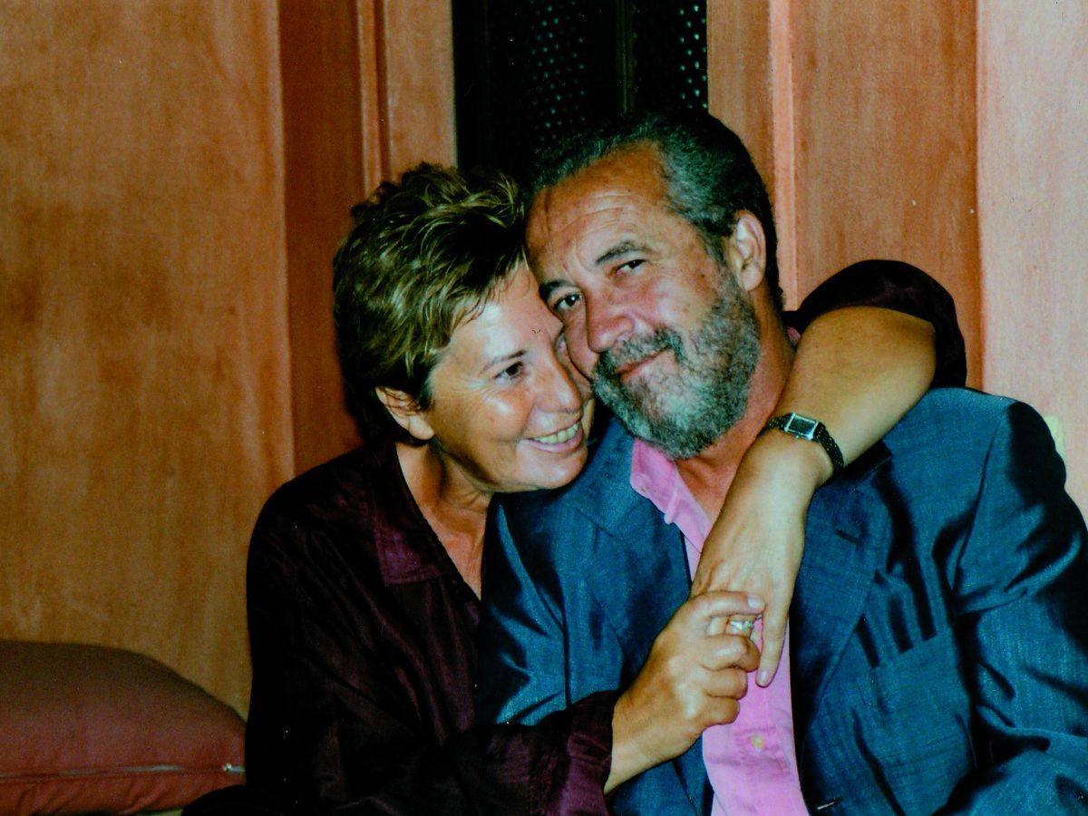 Foto: Celia Villalobos y su marido, Pedro Arriola, en una imagen familiar. (Archivo de la autora)