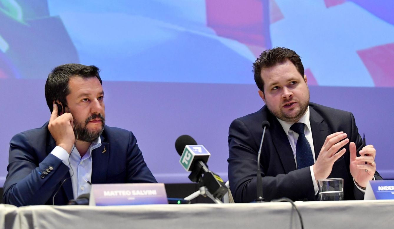 Matteo Salvini y Anders Primdahl Vistisen, miembro del Partido Popular Danés, durante la cumbre en Milán. (EFE)