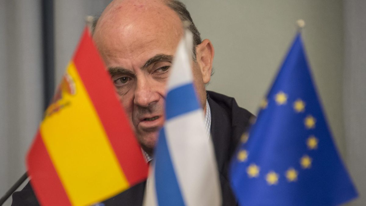 Guindos presume de reformas en España al pedir por carta su candidatura al Eurogrupo