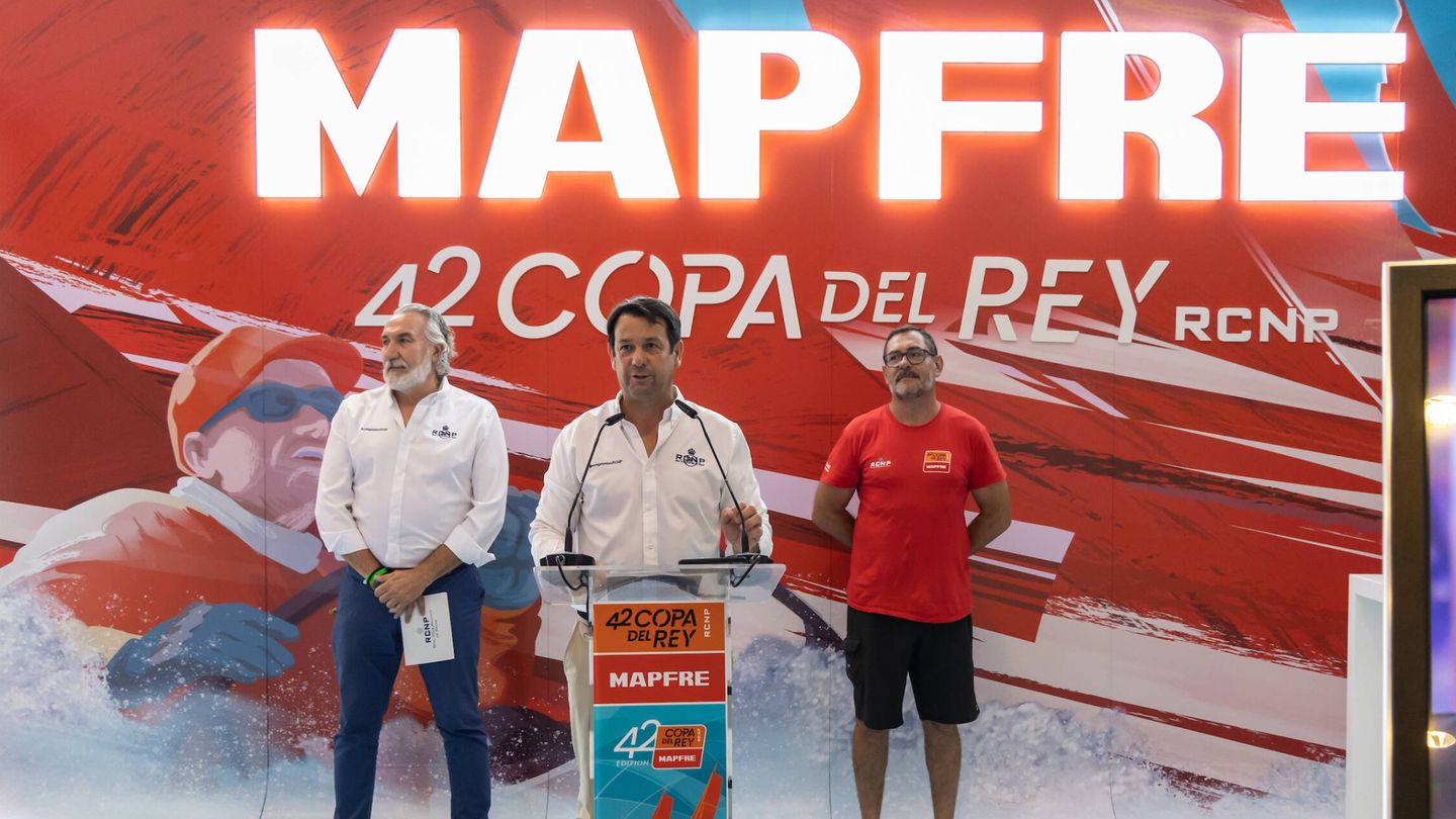 Alejandro López, Manu Fraga y Marco Mendoza, en la presentación. (Laura G. Guerra)