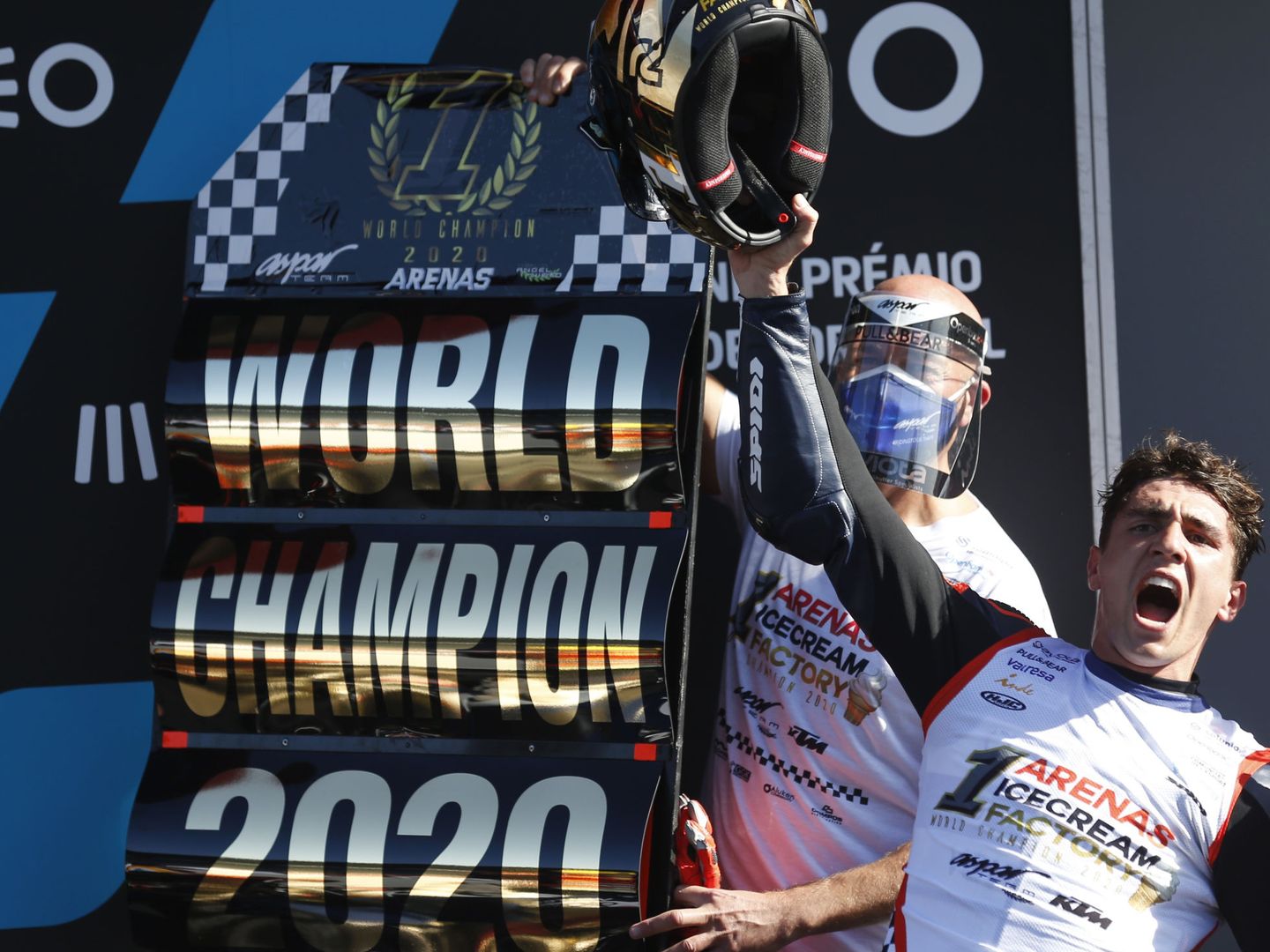 Arenas se proclamó campeón del mundo de Moto 3 en Portimao. (Reuters)