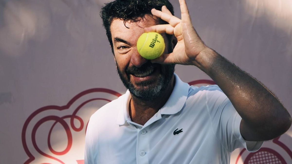 La isla española donde practicar tenis este fin de semana: Arturo Valls ya está calentando y promete paella